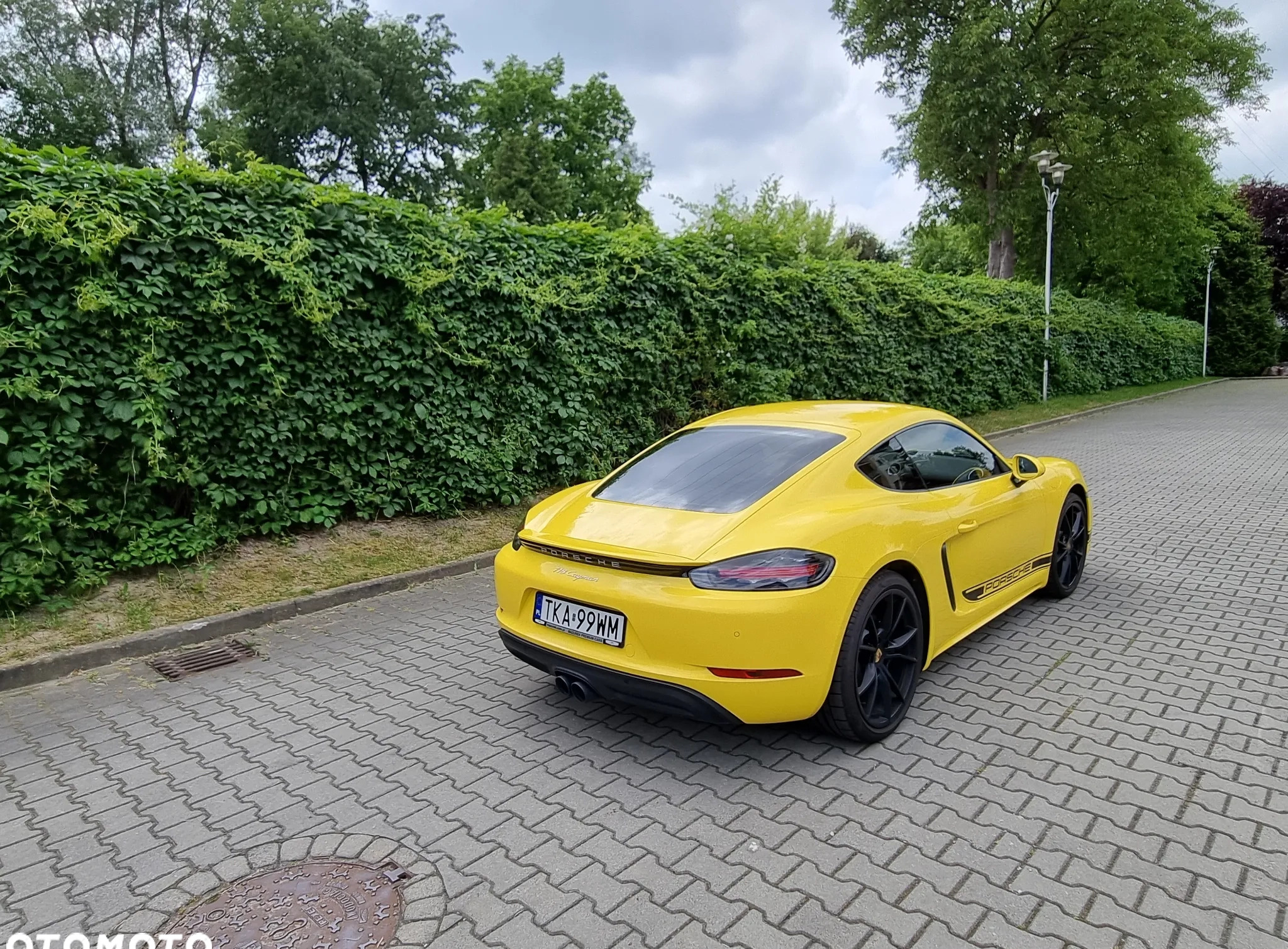 Porsche 718 Cayman cena 357500 przebieg: 2306, rok produkcji 2022 z Dukla małe 277